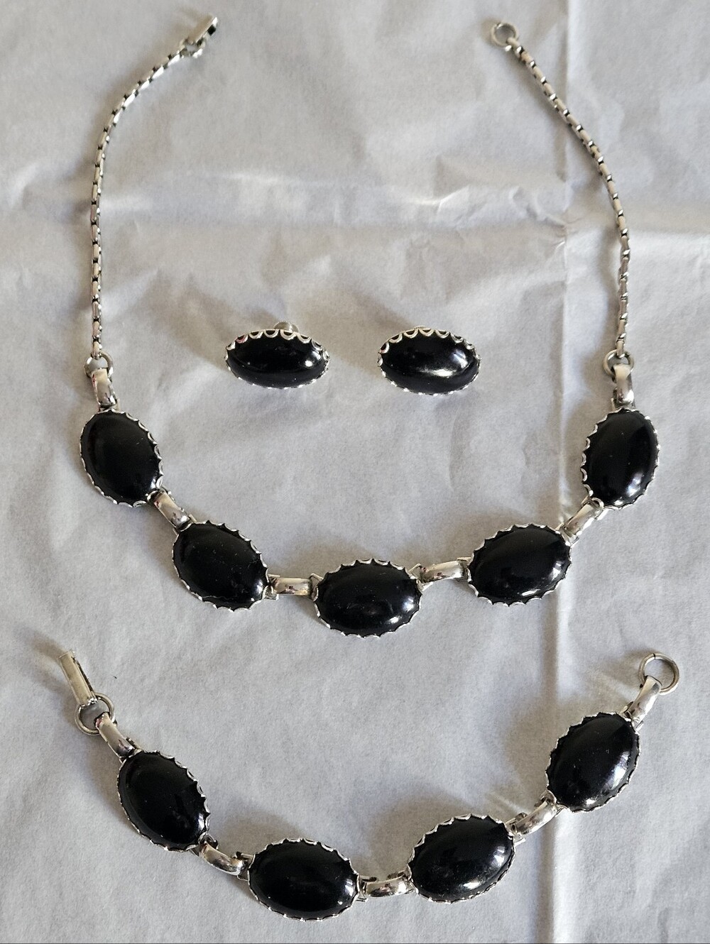 1951 Sarah Coventry Mystery Jewelry Set Unmarked Black Cabochon Necklace Parure